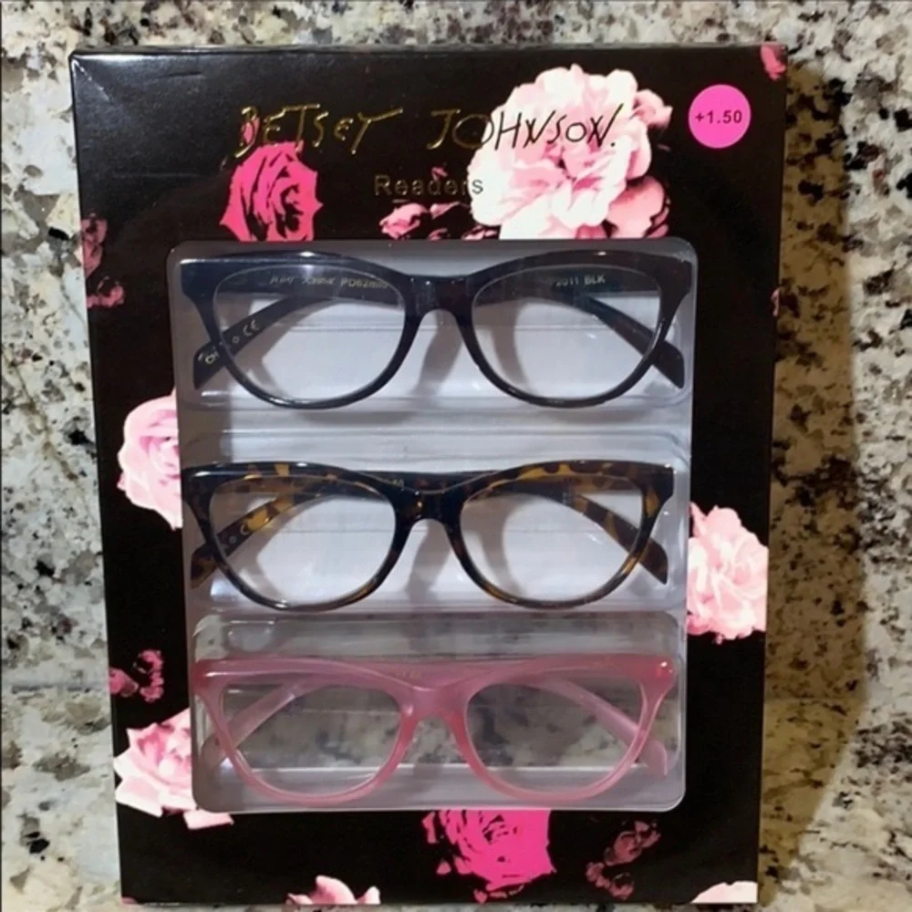 NIB BETSEY JOHNSON 3PCK READING GLASSES SET